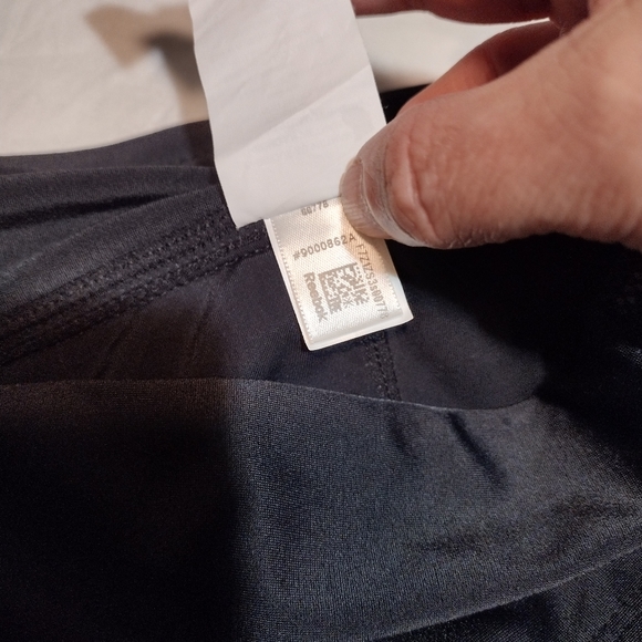 Reebok Black Mesh Mid-Rise Swim Skirt With Back Pocket - Picture 12 of 16